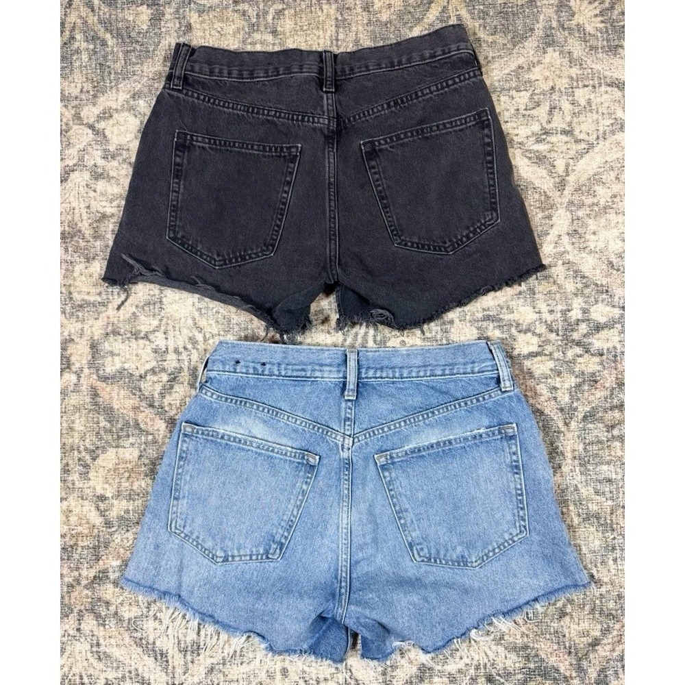 GAP Denim And Black Stride Short Womens Size 2/26 Distressed Cutoff Lot B8 - Picture 2 of 6